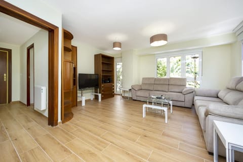 Communal lounge/ TV room, Living room
