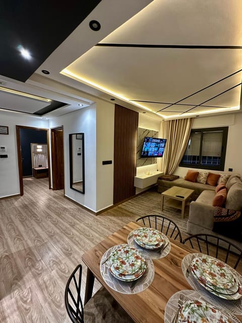 TV and multimedia, Living room, Dining area