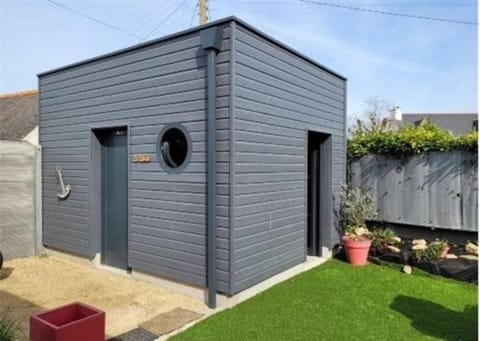 Maison de pêcheur et son loft à 300 m de la plage House in Trévou-Tréguignec