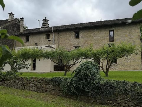 Property building, Garden, Garden view, Landmark view