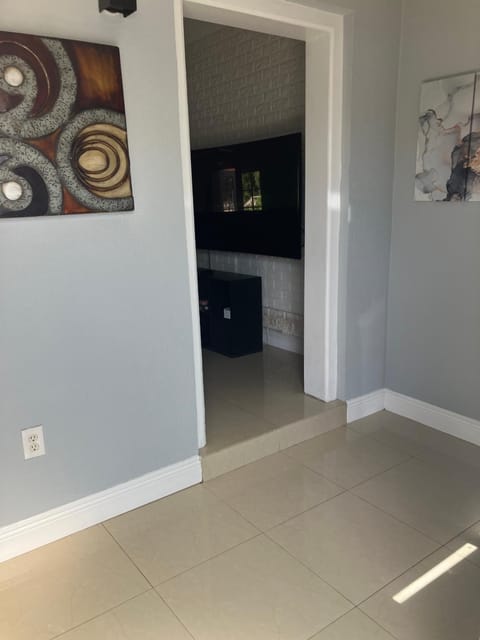 3 Bedroom Villa in Hollywood Beach Campground/ 
RV Resort in Hollywood