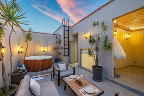 Hot Tub, Balcony/Terrace