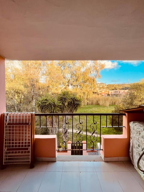Natural landscape, View (from property/room), Balcony/Terrace