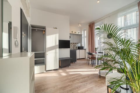 TV and multimedia, Kitchen or kitchenette, Dining area, dishwasher, minibar, pet friendly