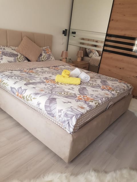 City Diamond Apartment Apartment in Skopje