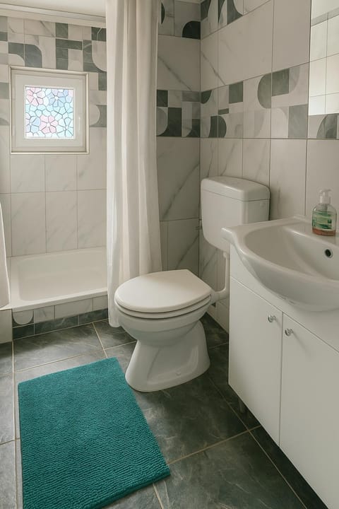 Apartman s pogledom na more 3 Apartment in Šibenik-Knin County, Croatia