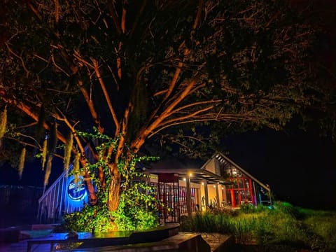 Restaurant/places to eat, Garden