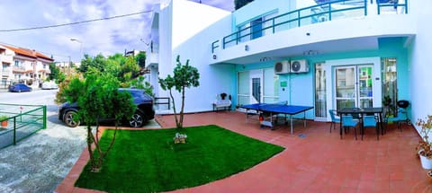 Facade/entrance, Garden, Table tennis, Dining area, Parking