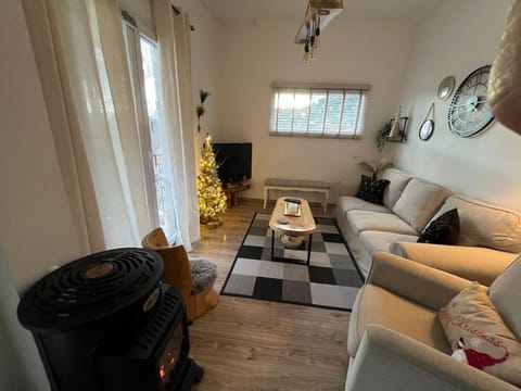 «Έλα…Δάρα» Home House in Arcadia, Greece