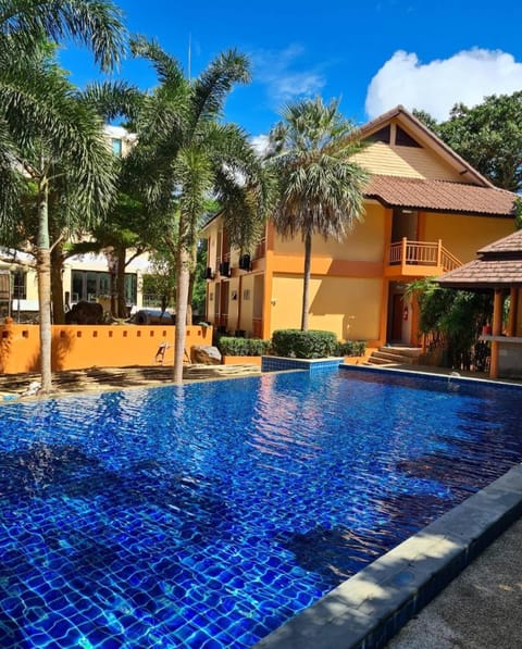 Property building, Swimming pool