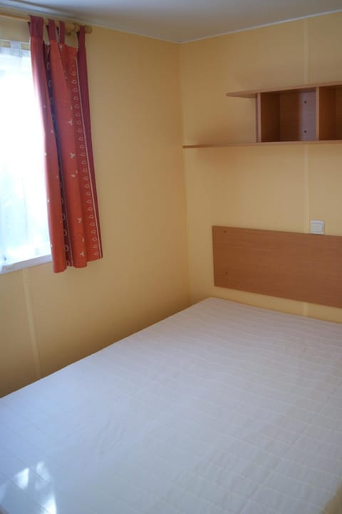 Camping le Chambron Campground/
RV Resort in Provence-Alpes-Côte d'Azur