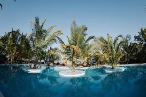 Pool view, Sea view, Swimming pool, sunbed
