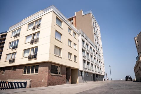Property building, Neighbourhood, Street view