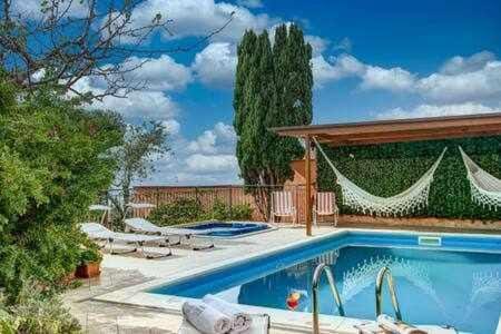GOCCE VILLAS - Villa de Flores Country Style Villa With Pool Villa in Massa Lubrense