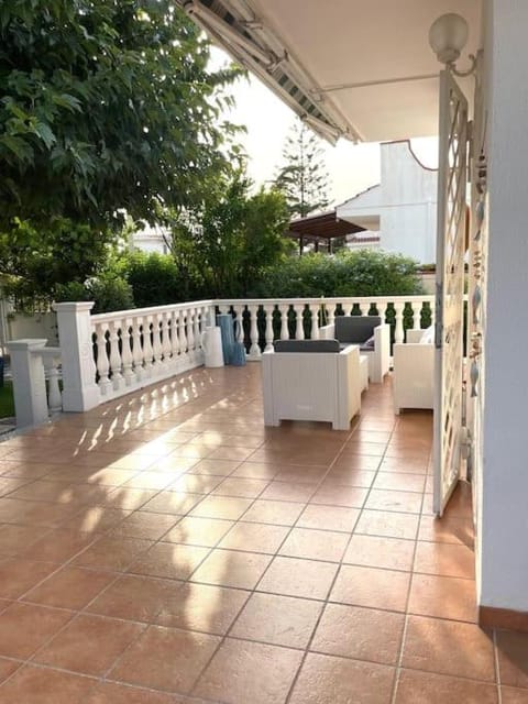 Garden, Garden, View (from property/room), Balcony/Terrace, Balcony/Terrace, Garden view
