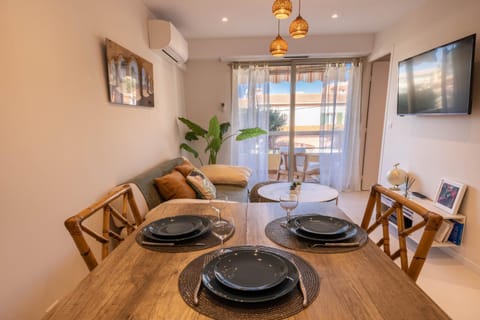 Lumineux, tout confort, Wifi & Terrace & Parking Apartment in Nice