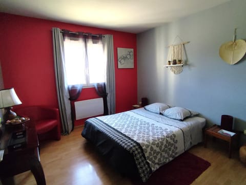 Chambre Génissieux, vue sur Vercors Vacation rental in Provence-Alpes-Côte d'Azur