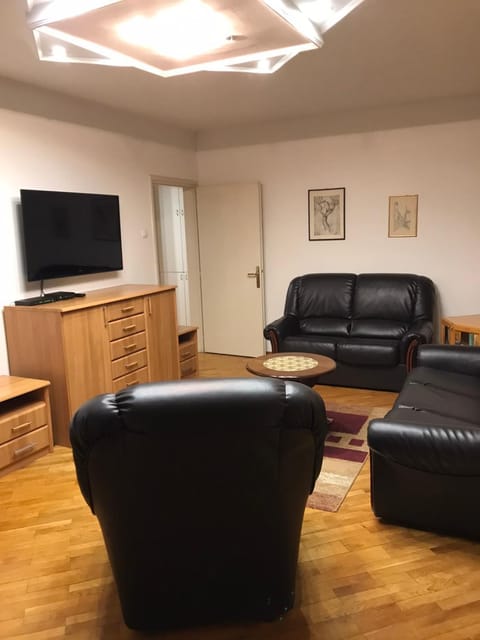 Bulevar NT Novi Beograd, Zemun Apartment in Belgrade