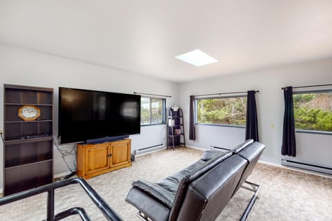 South Beach Getaway House in Grayland