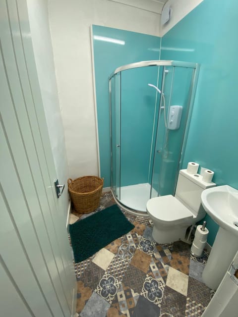 The Nook En-suite Room Vacation rental in Plymouth