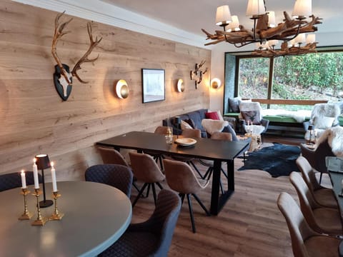 Communal lounge/ TV room, Living room, Lounge or bar, Seating area