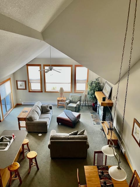 Bed, Living room, Seating area