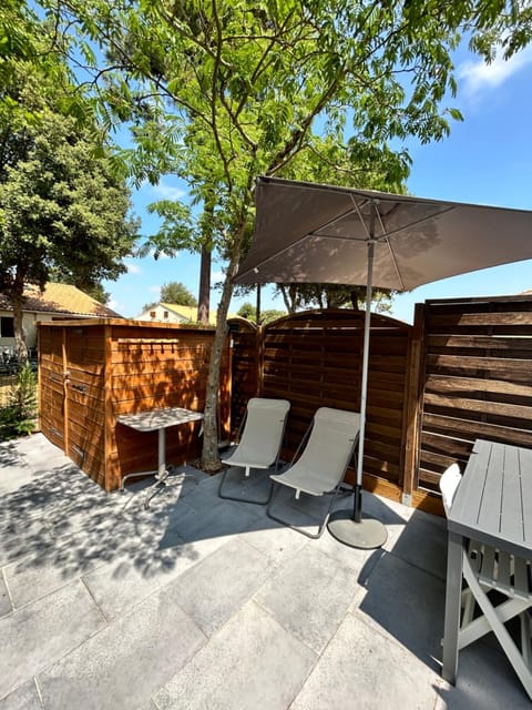 Patio, Day, Garden view