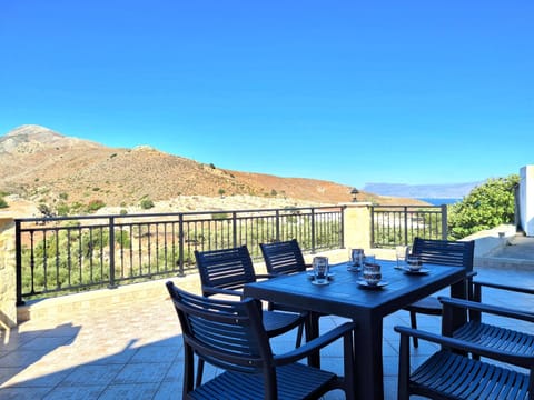 Property building, Balcony/Terrace