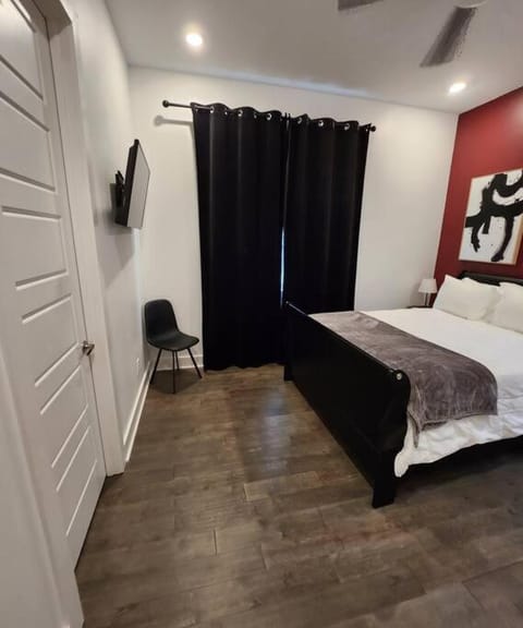 Nashville Vibe/3 Miles 2BroadWay/11 bds House in East Nashville