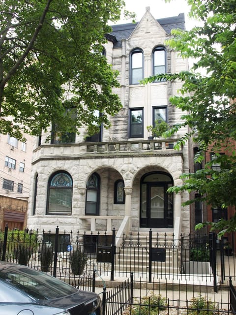 Property building, Street view