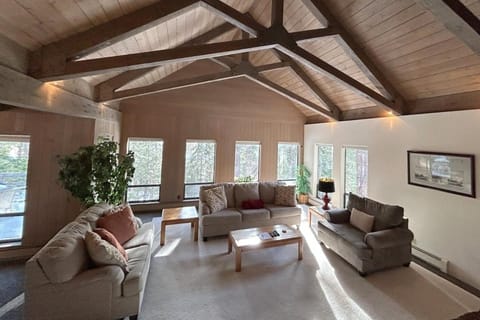 Tumbleweed Pines home House in Incline Village