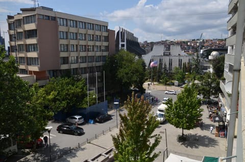 Day, Neighbourhood, City view, Street view, Location