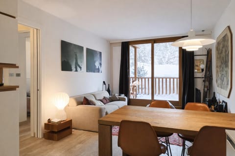 Hostdomus - Sansicario R21 Terrace Apartment in Piedmont