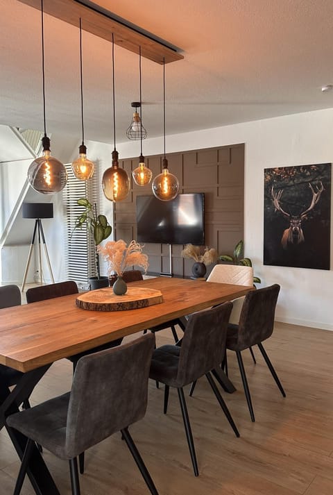 TV and multimedia, Dining area, kitchen