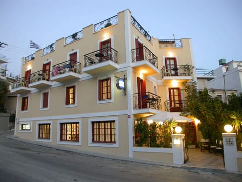 Property building, Day