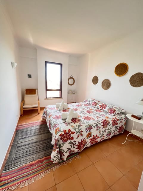Bed, Decorative detail, Bedroom, City view, Sea view, furniture, locker, towels, trouser press, air conditioner