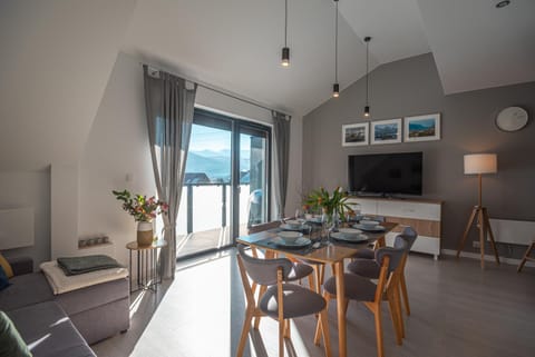 Living room, Dining area, Mountain view, Mountain view, air conditioner
