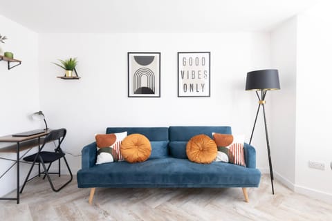 Bed, Living room, Seating area