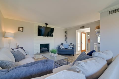 Mtn-View Snowbird Haven with Pool in Fountain Hills House in Fountain Hills