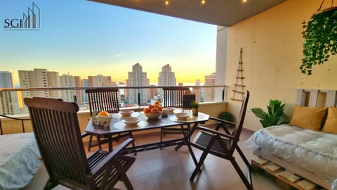 View (from property/room), Balcony/Terrace, Balcony/Terrace, Seating area, City view