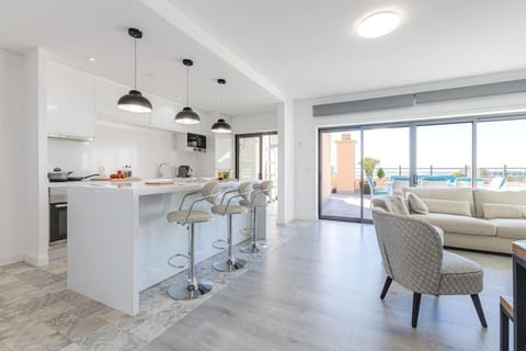 Kitchen or kitchenette, Living room, Dining area