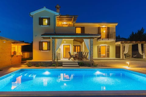 Property building, Night, Pool view, Swimming pool