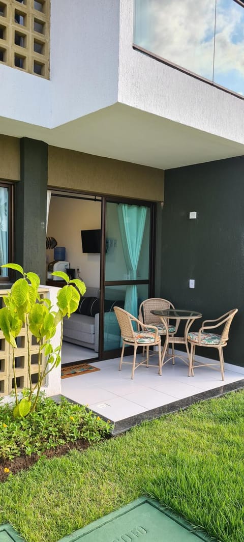 Patio, Garden view