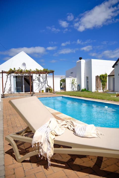 Patio, Pool view, Swimming pool, sunbed