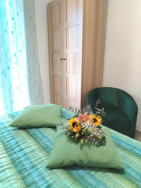 Bed, Bedroom, wardrobe