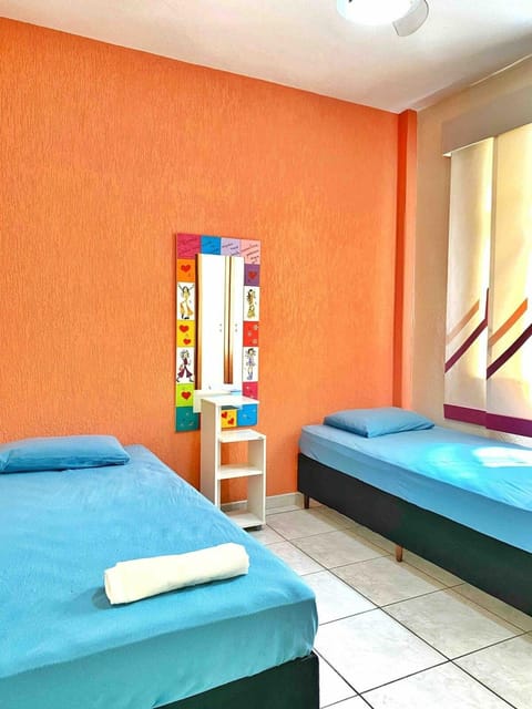 Apto Amplo e Pertinho da Praia do Forte - ELI410 Apartment in Cabo Frio