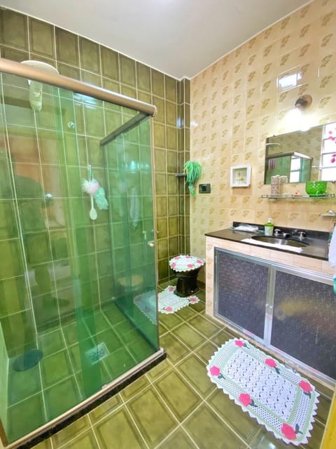 Apto Amplo e Pertinho da Praia do Forte - ELI410 Apartment in Cabo Frio