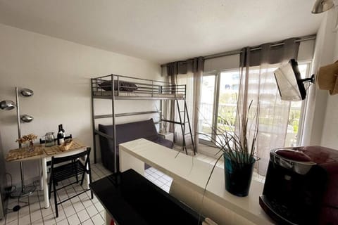 Photo of the whole room, Seating area, Dining area, Bedroom