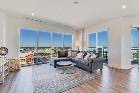 View (from property/room), Living room, Seating area