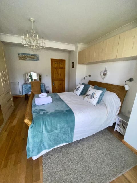 Little Dragons Apartment in Poole